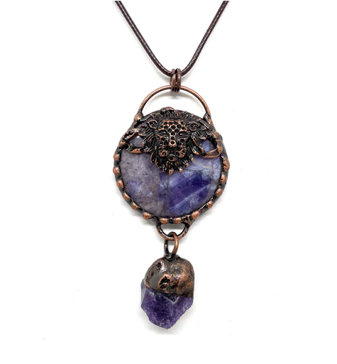 Witchy Lion Amethyst Necklace