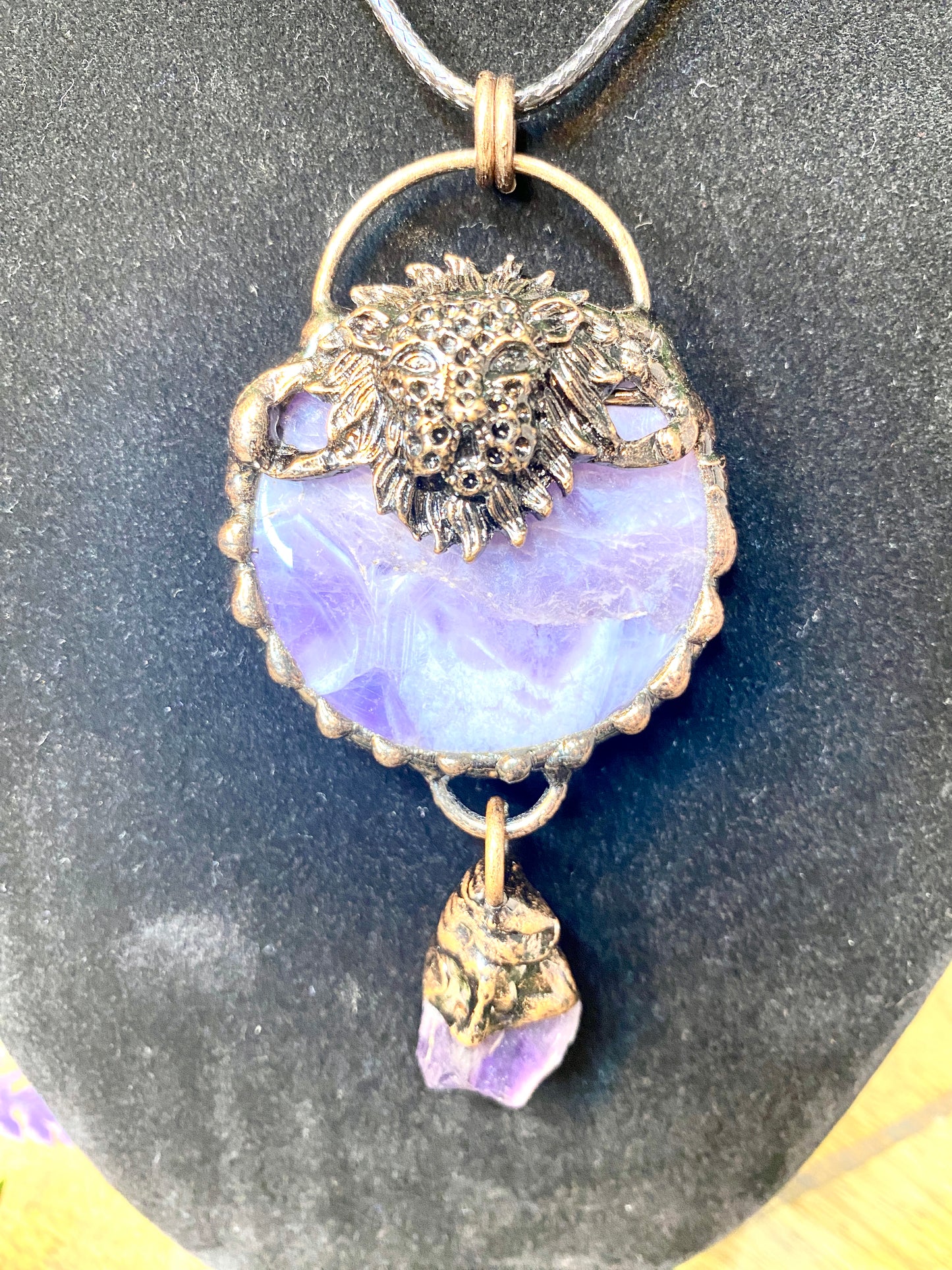 Witchy Lion Amethyst Necklace